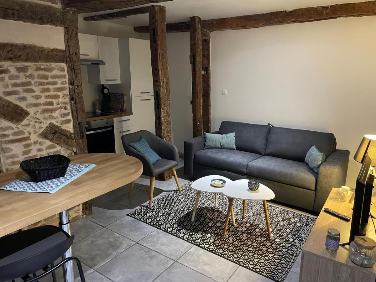Joli Appartement Quartier Historique Moulins  Esterno foto